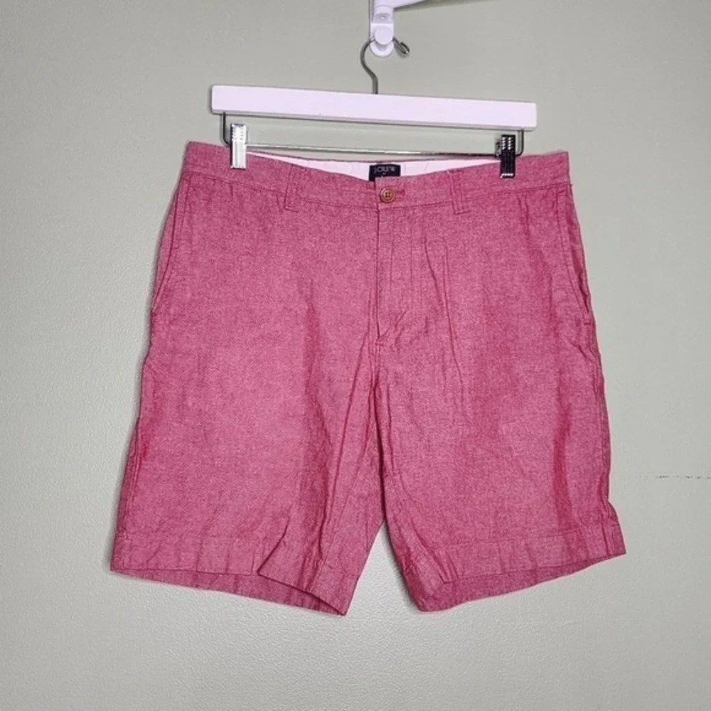 J. Crew Gramercy Men's Chambray Red Shorts Flat Front Cotton 33 Vacation Classic